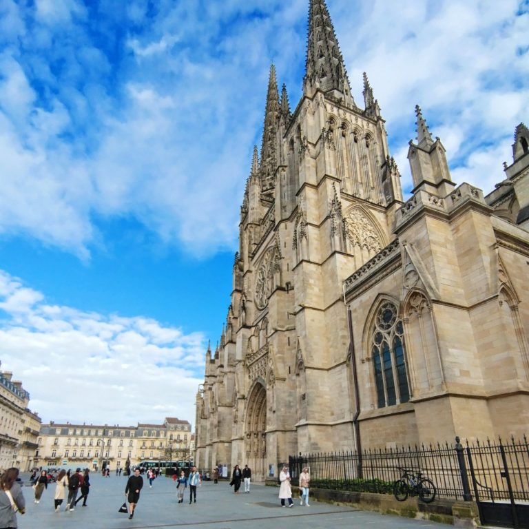 Places to see while Gravel Cycling on the Bordeaux Historic Center : La Cathédrale Saint-André